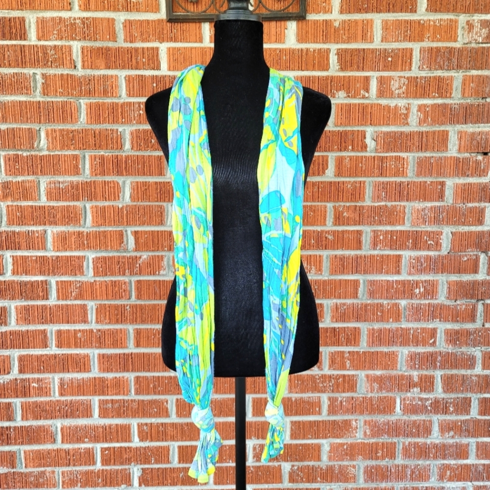 FREE with purchase 💫 Multi-color scarf (EUC)